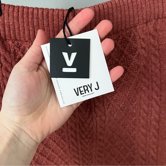 NWT Knit Wool Mini Skirt - Picture 2 of 3